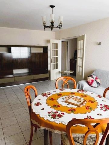 Appartement 2 chambres avec parking fermé