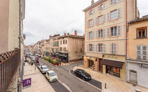 Appartement à vendre    2 pièces •  Villefranche-sur-Saône