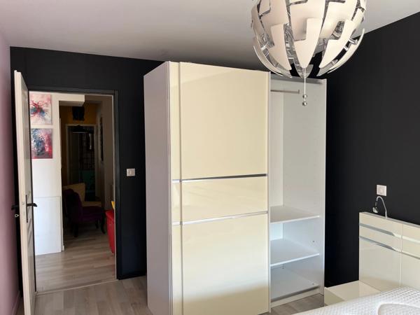 Appartement T3 avec terrasse de 20 m² centre-ville de LIBOURNE (33)