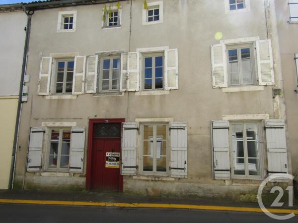 Maison à vendre  7 pièces - 161 m2 CHEF BOUTONNE - 79