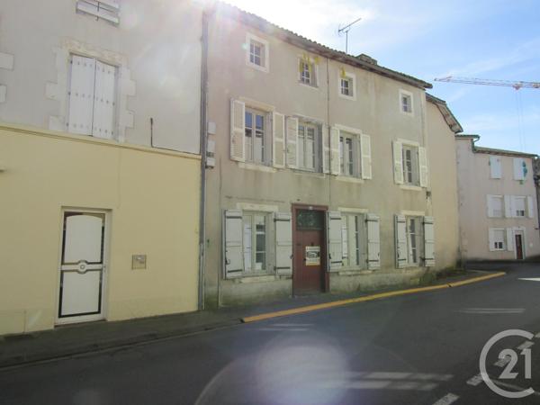 Maison à vendre  7 pièces - 161 m2 CHEF BOUTONNE - 79