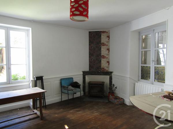 Maison à vendre  7 pièces - 161 m2 CHEF BOUTONNE - 79