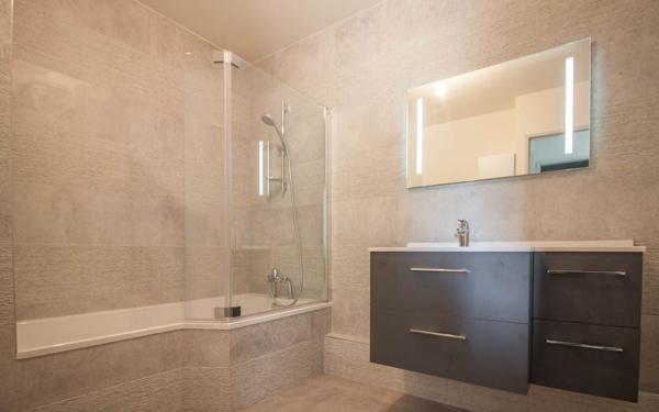 Appartement à louer    3 pièces • 82,62 m2 Cergy