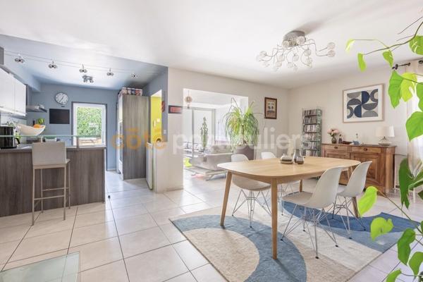 Vente
                Maison112 m² - 6 Pièces -
                    LA CHAPELLE SUR ERDRE (44240)