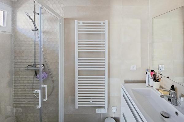 Maison T4 105 m² refaite à neuf, duplex, expo sud