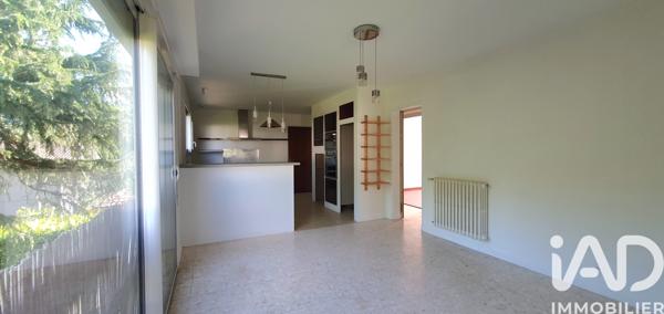 Maison à vendre 8 pièces 215 m² Saint-Pierre-du-Mont