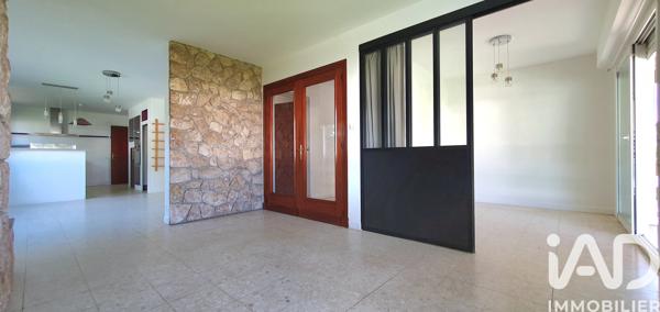 Maison à vendre 8 pièces 215 m² Saint-Pierre-du-Mont