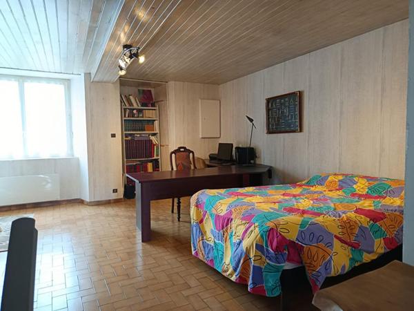 Maison  11 pièce(s) 320 m2