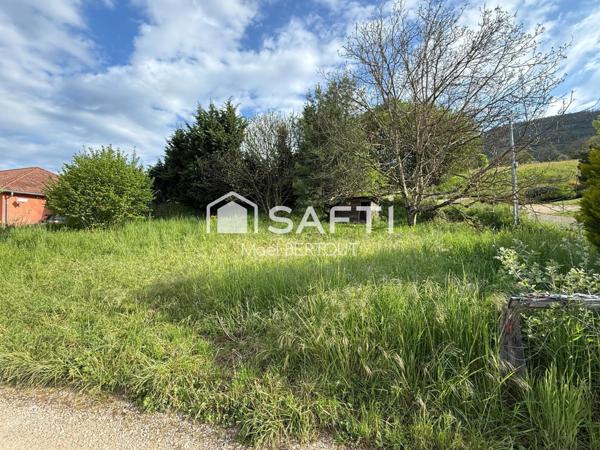 Terrain viabilisé de 605m2 à Grésin