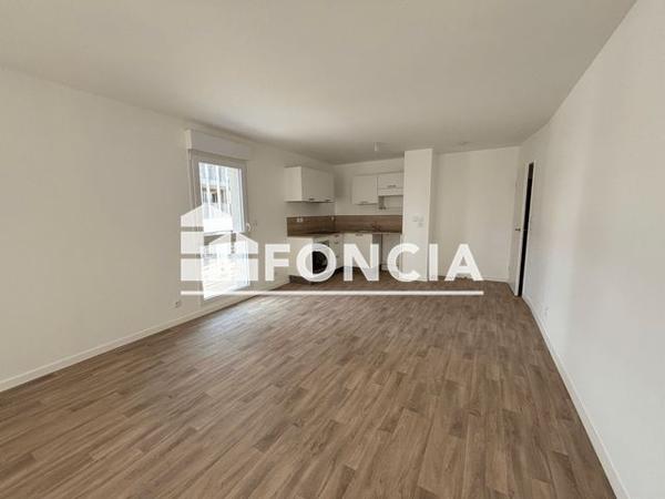 Location Appartement 3 pièces 67.37 m² - 19 RUE DES ARTISANS Vitre 35500