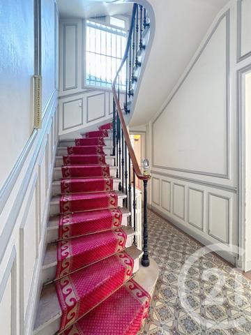 Maison à vendre  11 pièces - 194,17 m2 VILLEJUIF - 94