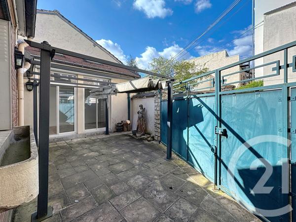 Maison à vendre  11 pièces - 194,17 m2 VILLEJUIF - 94