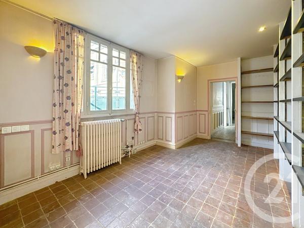 Maison à vendre  11 pièces - 194,17 m2 VILLEJUIF - 94
