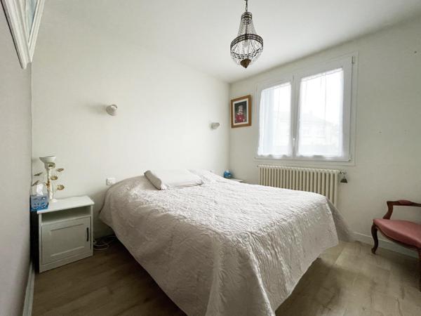 Rezé La Houssais Maison avec potentiel d'aménagement des combles