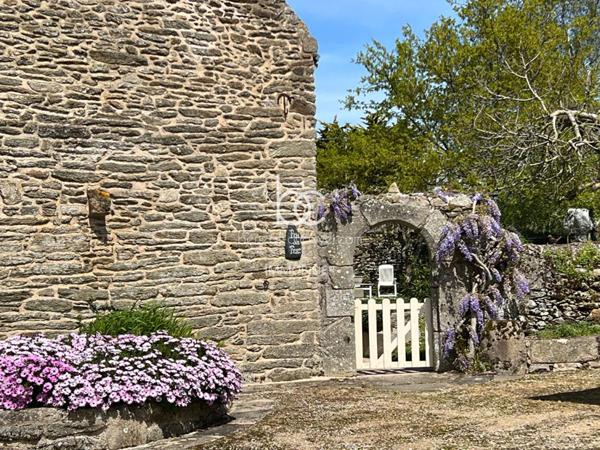 DAMGAN Maison 8 pièces 200 m²