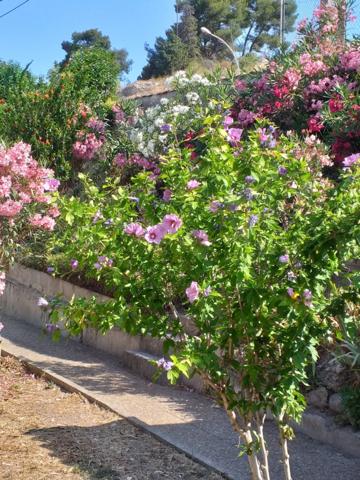 Marseille 15ème - Quartier les Aygalades - Maison 90m2 408m2 terrain