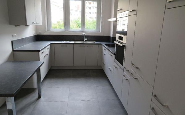Appartement à louer    4 pièces • 135,07 m2 Lyon 6