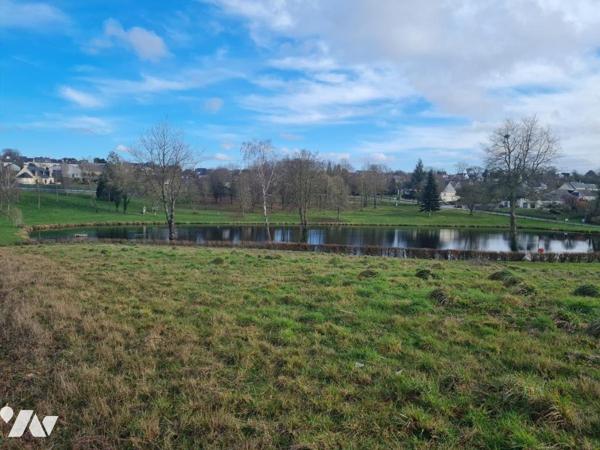 À Vendre à Pleugriffet Terrain à bâtir situé à pied du bourg
