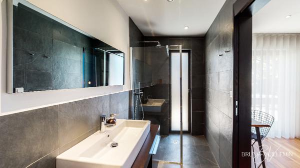 MAISON BOURGEOISE FIN XIXème ENTIEREMENT RENOVEE A 2 PAS DE LA CITE DE CARCASSONNE