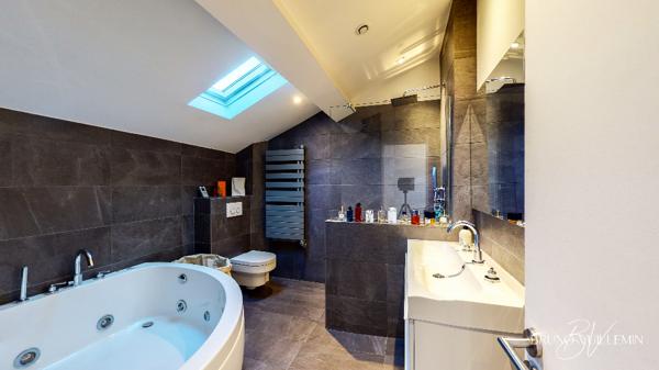 MAISON BOURGEOISE FIN XIXème ENTIEREMENT RENOVEE A 2 PAS DE LA CITE DE CARCASSONNE