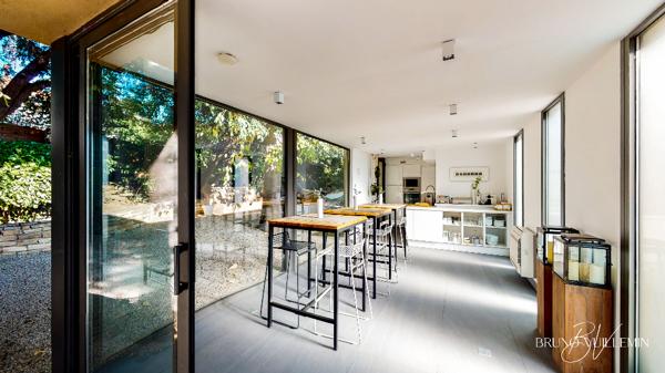 MAISON BOURGEOISE FIN XIXème ENTIEREMENT RENOVEE A 2 PAS DE LA CITE DE CARCASSONNE