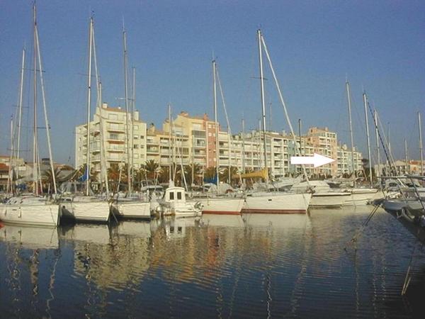 Appartement traversant avec vue mer panoramique  Port de Hyères