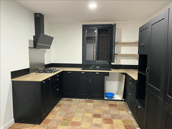 Maison à vendre |  Saint-Pierre-d'Eyraud |  6 pièces | 147 m²