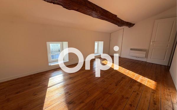 Maison à louer    3 pièces •  Saint-Saturnin-du-Bois