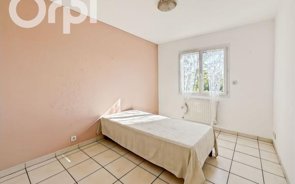 Maison à louer    4 pièces •  Saint-Étienne-de-Fontbellon