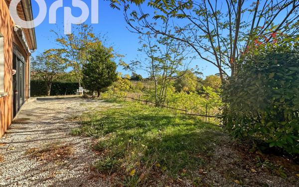 Maison à louer    4 pièces •  Saint-Étienne-de-Fontbellon