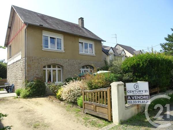 Immeuble à vendre  135 m2 JULLOUVILLE - 50