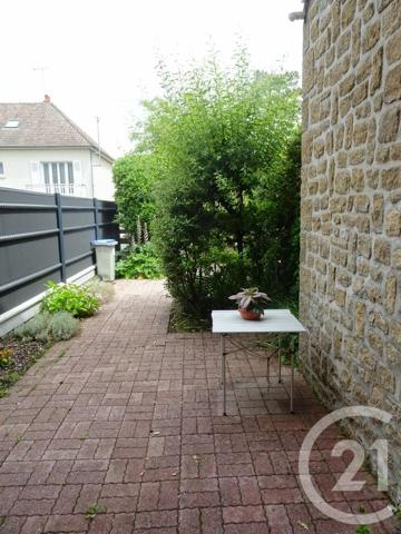 Immeuble à vendre  135 m2 JULLOUVILLE - 50