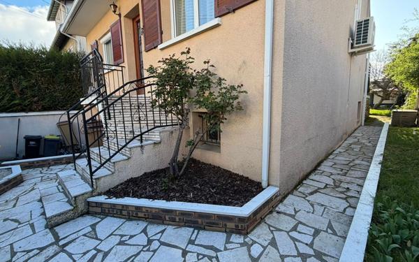 Maison à vendre    4 pièces •  Neuilly-sur-Marne