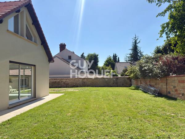 MAISON FAMILIALE NEUVE 6 PIÈCES À SOISY-SUR-SEINE