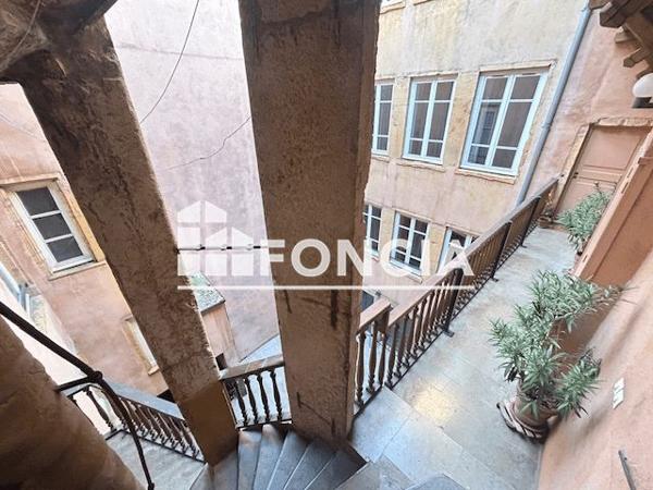 Location Appartement 2 pièces 52.6 m² - 10 RUE DU BOEUF Lyon 69005