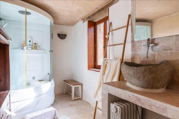 Maison à vendre |  Chamberet |  4 pièces | 160 m²