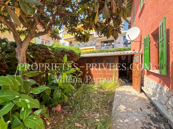 Rare opportunité à Saint-Laurent-du-Var ! Maison de ville à rénover avec jardin et garage