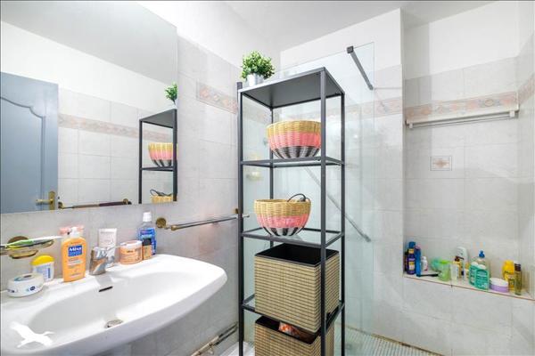 Appartement à vendre |  Villeurbanne |  4 pièces | 80 m²