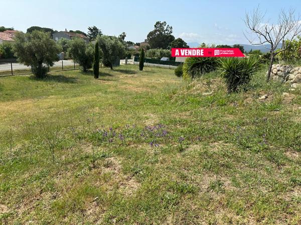 Maison de type T6  Grand terrain vue Montagnes et Mer - PROCHE DE SOLENZARA 20145 - HAUTE CORSE  - FRANCE -