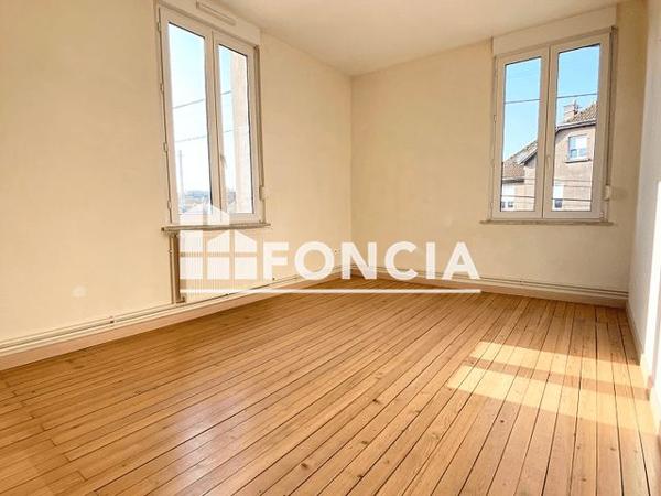 Location Appartement 4 pièces 90.37 m² - 59 RUE PASTEUR Talange 57525