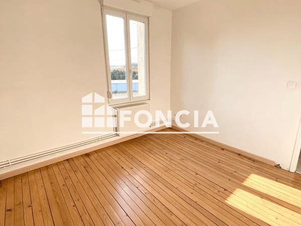 Location Appartement 4 pièces 90.37 m² - 59 RUE PASTEUR Talange 57525