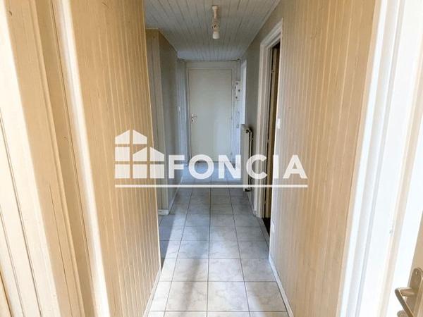 Location Appartement 4 pièces 90.37 m² - 59 RUE PASTEUR Talange 57525