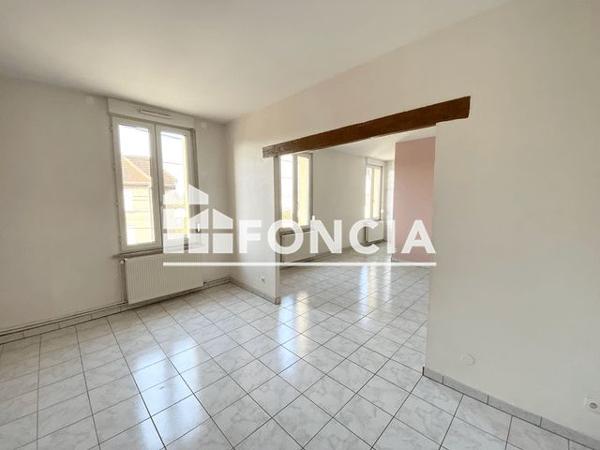 Location Appartement 4 pièces 90.37 m² - 59 RUE PASTEUR Talange 57525