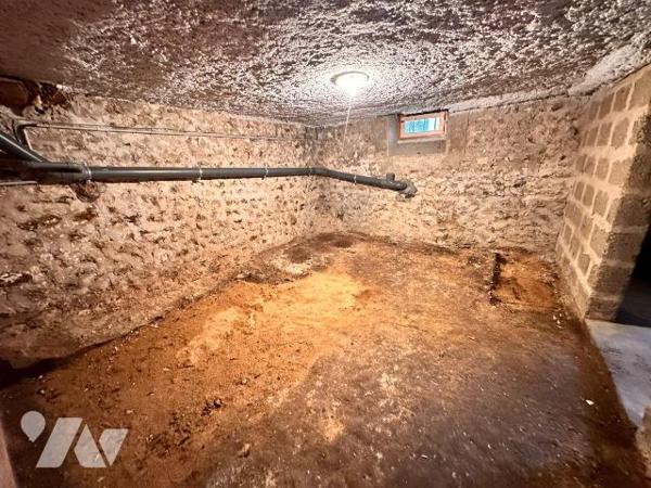 Maison d'habitation comprenant une entrée, une chambre, un salon-salle à manger, une cuisine do...