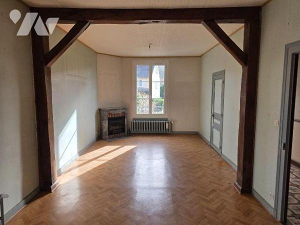 Maison d'habitation comprenant une entrée, une chambre, un salon-salle à manger, une cuisine do...