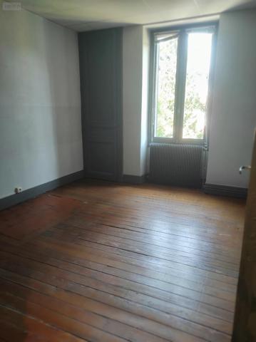 Bureaux à louer à Bourg-en-Bresse dans l'Ain (01000), ref : BUREAU A LOUER 1er étage   
Lycées