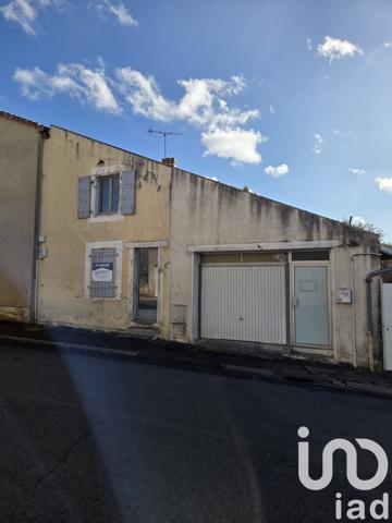 Maison à vendre 5 pièces 91 m² Lathus-Saint-Rémy