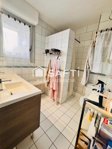 T2 DERNIER ETAGE AVEC 2 TERRASSES (EXTERIEUR EXCEPTIONNEL) VUE MER & NOTRE DAME DE LA GARDE