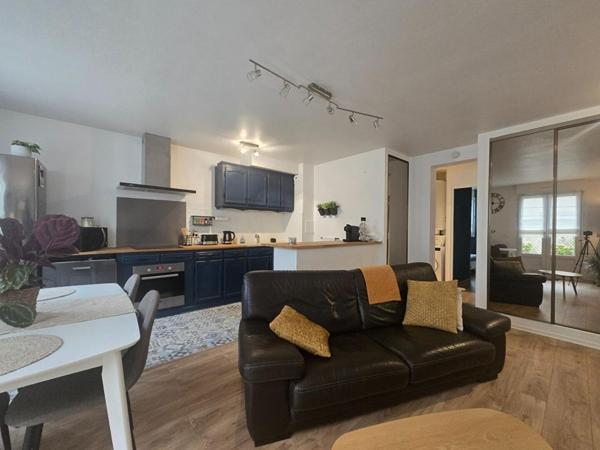 Appartement T3 avec terrasse, parking et cave ? Pontcarré (77)