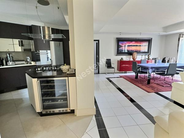 Appartement Familial de cinq pièces - Quartier Mail Montorgueil 75002 Paris